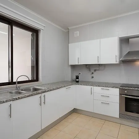 Dream 2bdr W/pool By Lovelystay Alvor