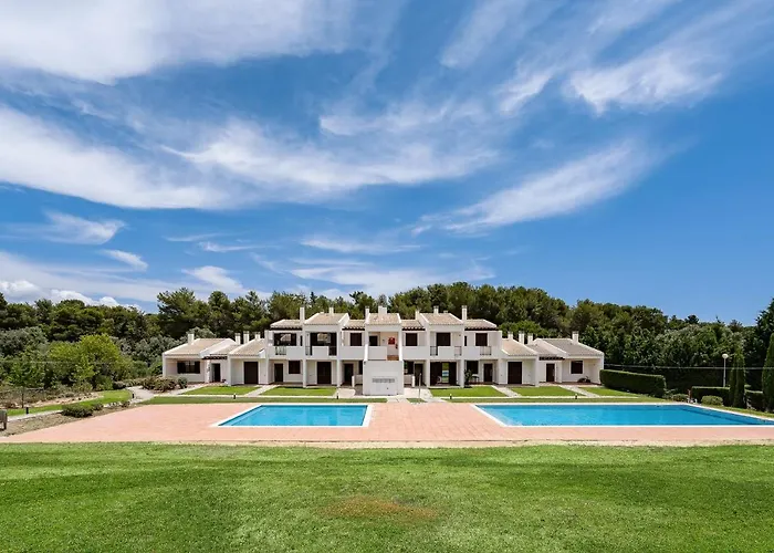 Dream 2bdr W/pool By Lovelystay 아파트 알보르