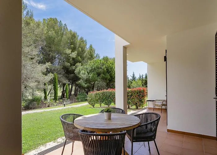 Dream 2bdr W/pool By Lovelystay * 알보르