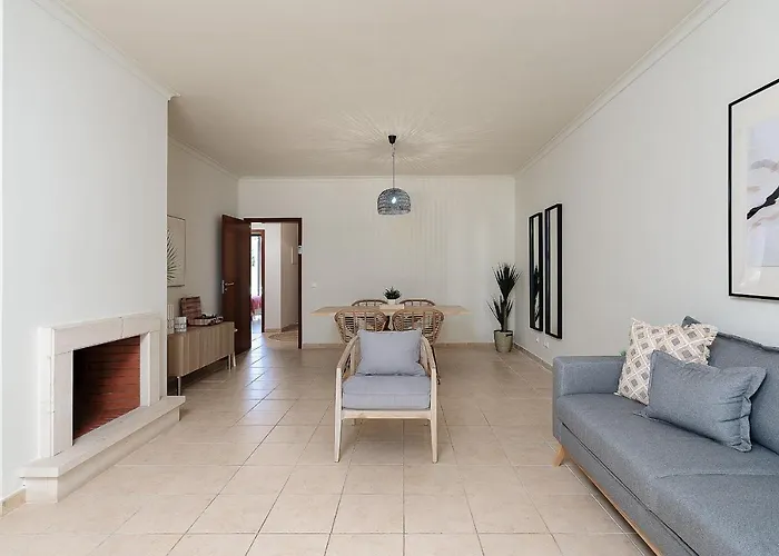 Dream 2bdr W/pool By Lovelystay * 알보르